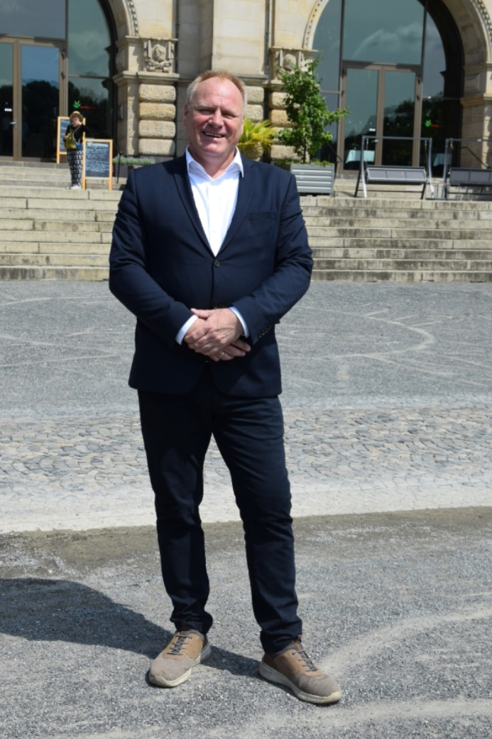 Portrait-Zingler-serioes Andre Zingler